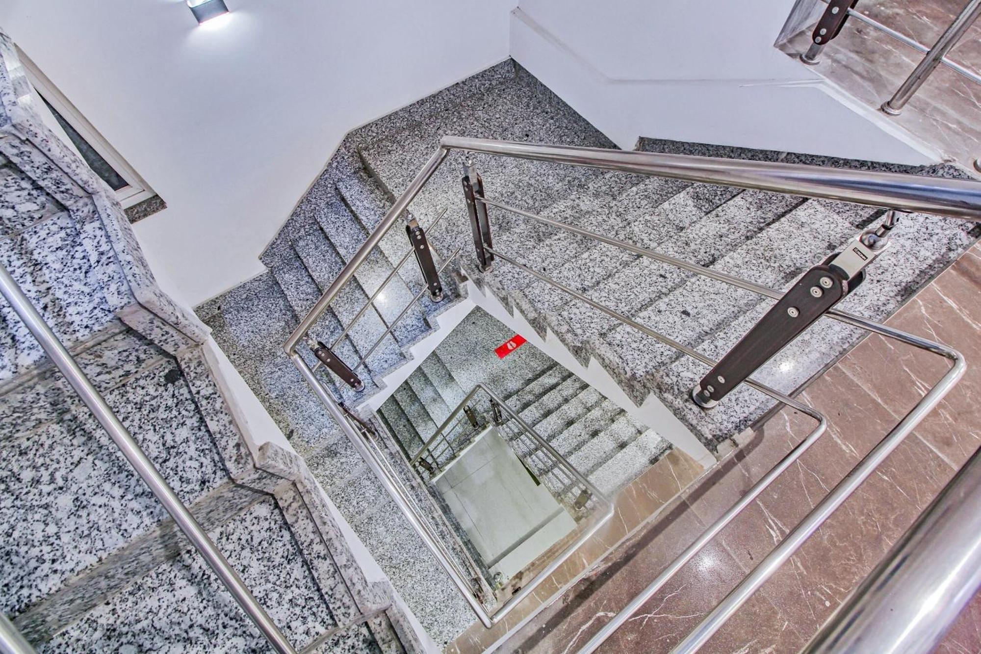 Super Townhouse Oak The Platinum Studio New Town Екстер'єр фото